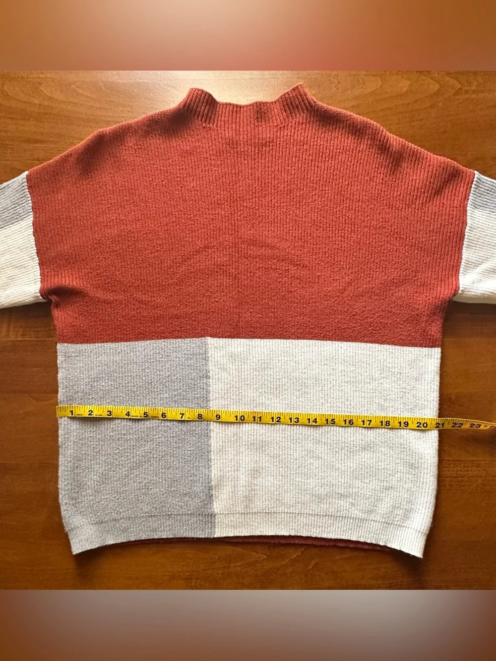 Roolee•colorblock mock-neck sweater•large•viscose blend•rust orange/cream/gray
